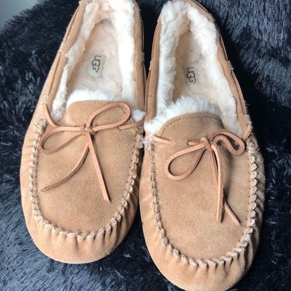 ugg olsen slipper size 11